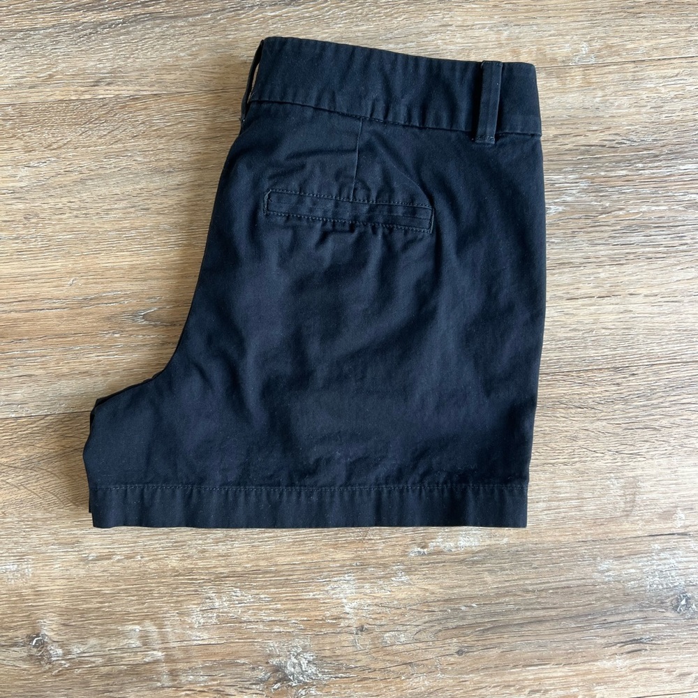 LOFT Outlet - 100% cotton shorts - size 4